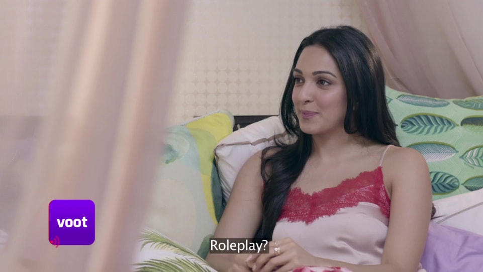 Kiara Advani Celebrity Style In Feet Up With The Stars S2 Voot 2019 From Feet Up With The Stars S2 Charmboard Feet up with the stars. ring
