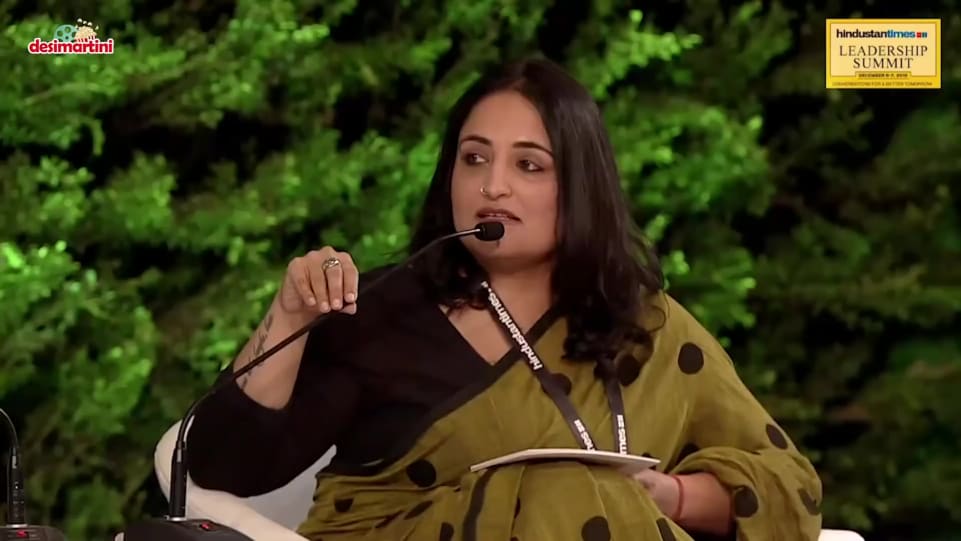 Sonal Kalra Celebrity Style In Interview Desimartini 2019 From Interview Charmboard 7 people named sonal kalra living in the us. saree