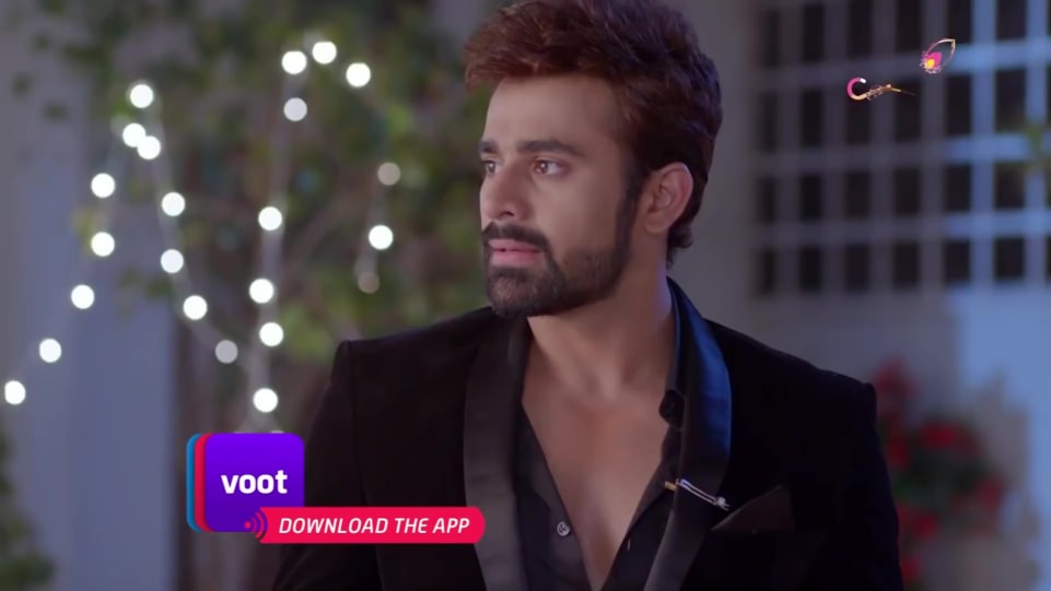 Pearl V Puri Celebrity Style In Bepanah Pyaar Episode 6th January 2020 From Bepanah Pyaar Charmboard Pearl v puri sings on the sets of bepanah pyaarr | iwmbuzz iwmbuzz.com. blazer