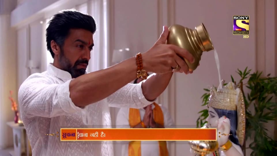 Ashish Chaudhary Jewellery Accessories From Beyhadh 2 Episode 2 2020 Celebrity Jewellery Charmboard Ashish chaudhary #lifestyle (anand burman in dev 2 देव 2) net worth, girlfriend, age, biography. kurtapyjamaset