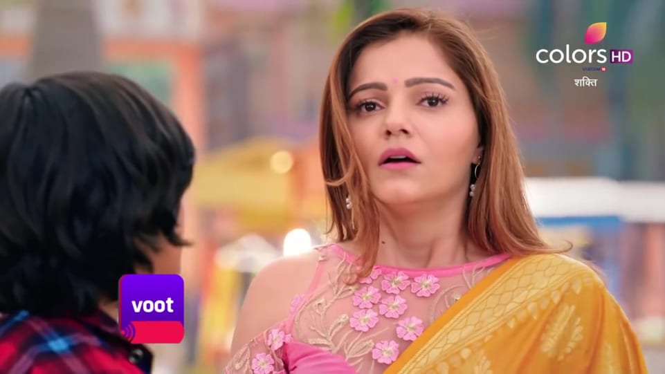 Actors Name Age Wiki Height Birth Place Career Details Shakti Shakti 2020 Charmboard Channeling some desi swag in oppo colours thanks to the launch of the new #oppof9pro colour gradient phone! shakti shakti 2020 charmboard