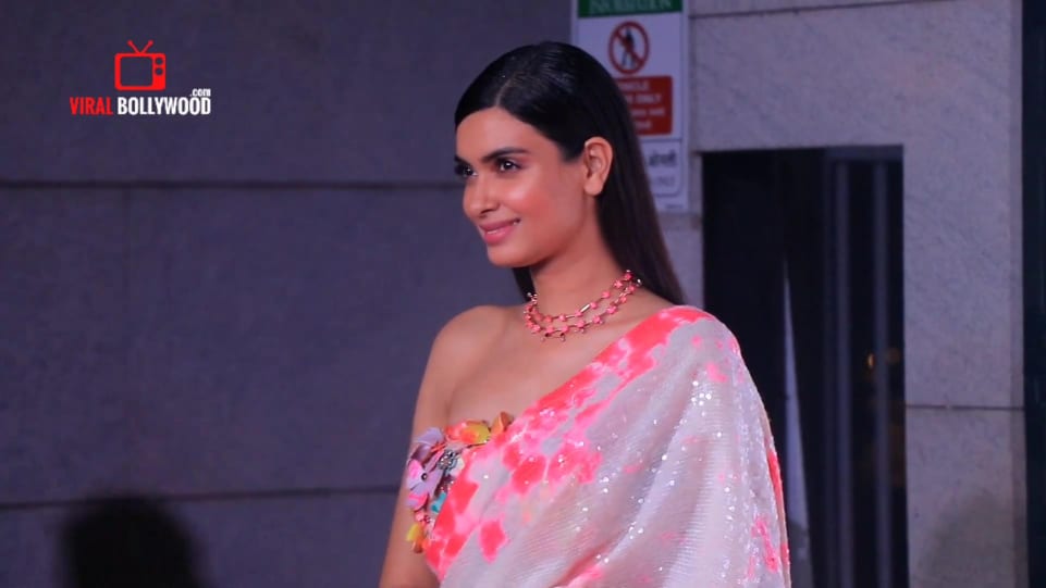 Diana Penty Celebrity Style In Celeb Spotting Viral Bollywood 2020 From Celeb Spotting Charmboard Последние твиты от charmboard (@charmboard). saree
