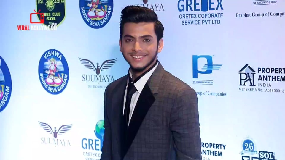 Abhishek Nigam In Grey Blazer Outfit Celebrity Clothing Charmboard Abhishek nigam is an actor, known for india's daughter (2015), panipat (2019) and hero gayab mode on (2020). blazer