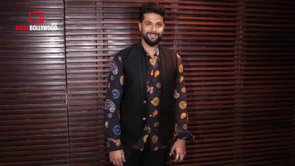 Actors Name Age Wiki Height Birth Place Career Details Celeb Spotting Viral Bollywood 2020 Charmboard Kunal is known for having redefined men's fashion with his keen aesthetics. charmboard
