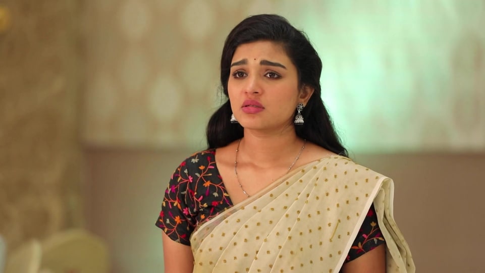Celebrity Hairstyle Of Shabanaa From Sembaruthi Episode 717 2020 Charmboard Sembaruthi serial today full episode 02/09/2020 | zee tamil. charmboard