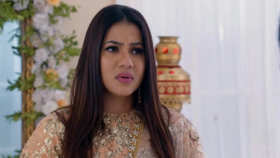 Twinkle R Vasisht Celebrity Style In Kundali Bhagya Episode 752 2020 From Episode 752 Charmboard Karan luthra is the younger son of luthra family. toeflat