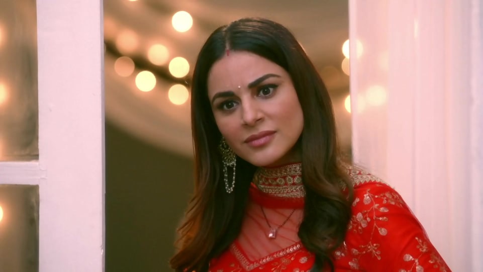 Shraddha Arya Celebrity Style In Kundali Bhagya Episode 779 From Episode 779 Charmboard