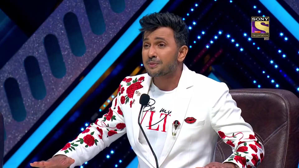 Terence Lewis Celebrity Style In Indias Best Dancer Set India 2020 From Indias Best Dancer Charmboard High quality simon lewis women's dresses designed by independent artists. tuxedo
