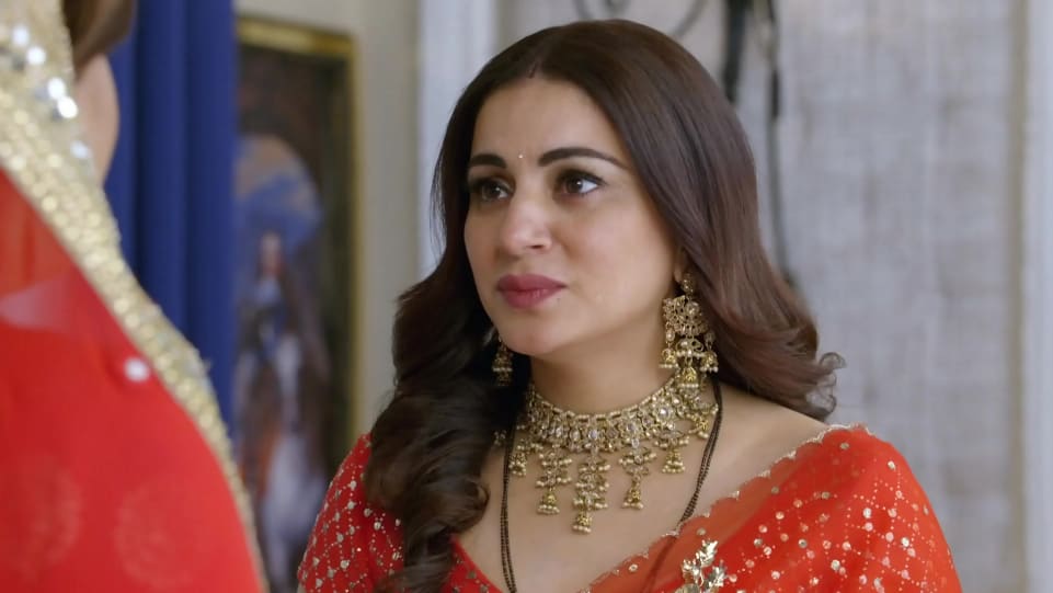 Shraddha Arya Celebrity Style In Kundali Bhagya Episode 841 2020 From Episode 841 Charmboard Shraddha arya is best known for her work in the kundali. sandals