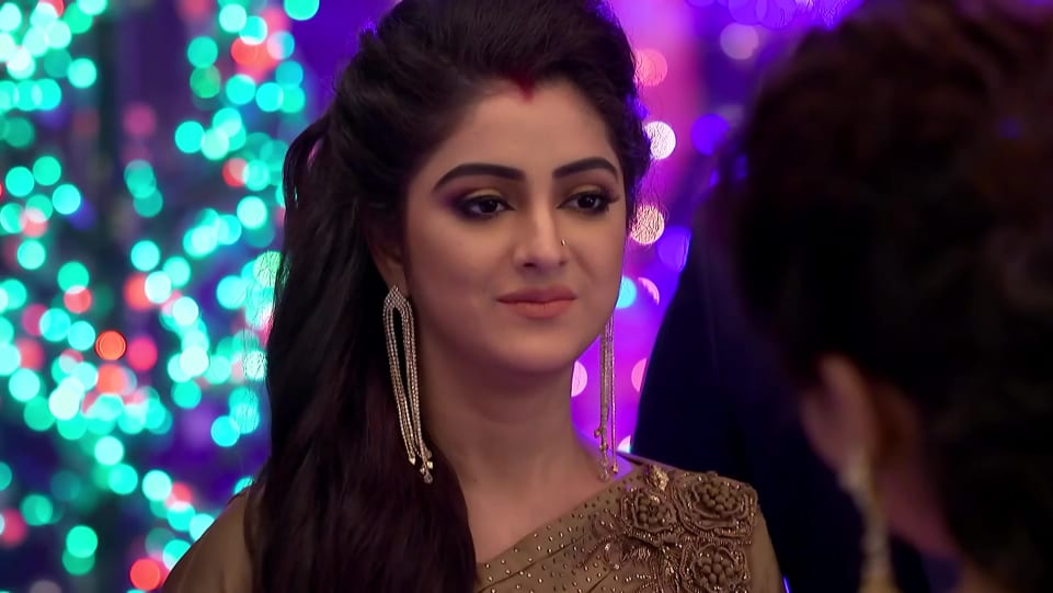 Shweta Bhattacharya In Brown Gown Outfit Celebrity Clothing Charmboard Pentru a scrie un review trebuie sa fii autentificat. earrings
