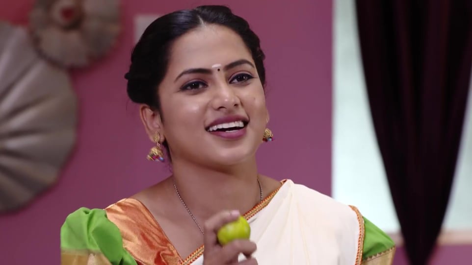 Madhumitha Celebrity Style In Piriyadha Varam Vendum Episode 54 2019 From Episode 54 Charmboard | piriyadha varam vendum serial rishi biography with wiki (wikipedia), age, caste, parents, height, weight. dupatta
