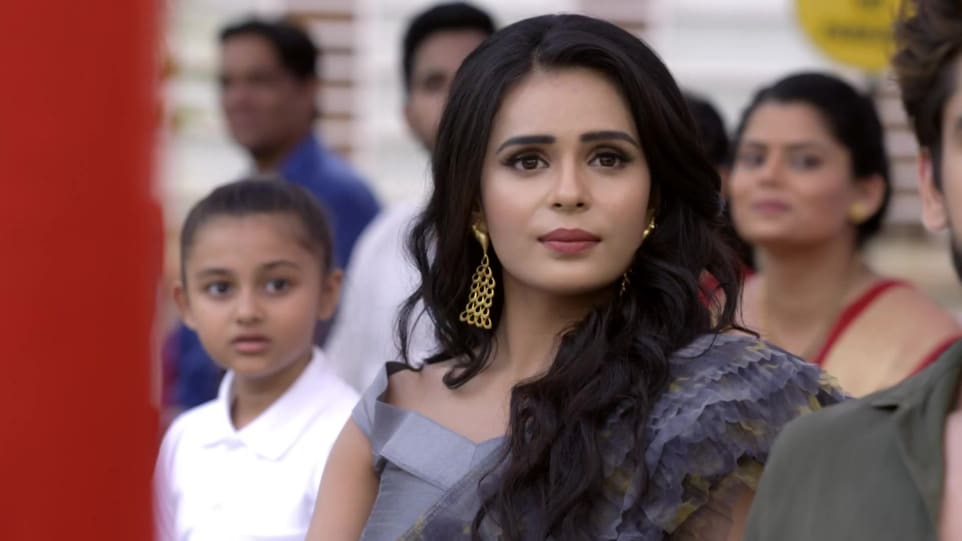 Actors Name Age Wiki Height Birth Place Career Details Yeh Teri Galiyan Episode 310 2019 Charmboard It is produced by cinevistaas limited and it stars manish goplani and vrushika mehta in lead roles. charmboard