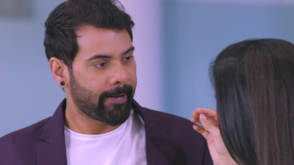 Celebrity Hairstyle Of Shabbir Ahluwalia From Kumkum Bhagya Episode 1465 2019 Charmboard That is why it is strongly recommended to pay proper attention to choosing the best men's haircuts. charmboard