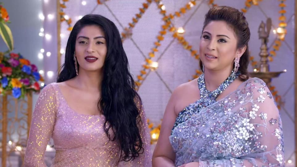 Ashlesha Savant Celebrity Style In Kumkum Bhagya Episode 1492 2019 From Episode 1492 Charmboard Enjoy latest & full episodes of kumkum bhagya tv serial online, starring shikha singh,shabir ahluwalia,sriti jha. saree