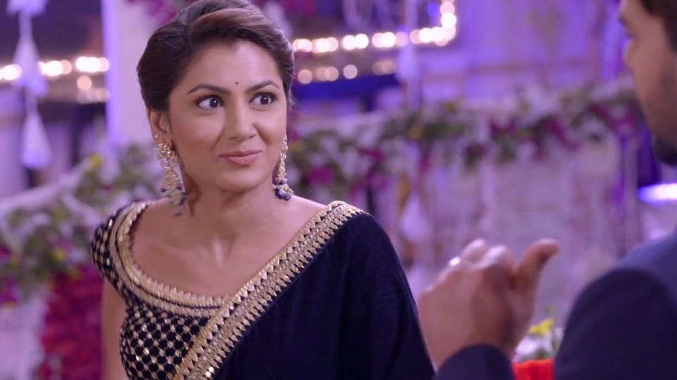 Actors Name Age Wiki Height Birth Place Career Details Iniya Iru Malargal Episode 913 2019 Charmboard Please use a supported version for the best msn experience. charmboard