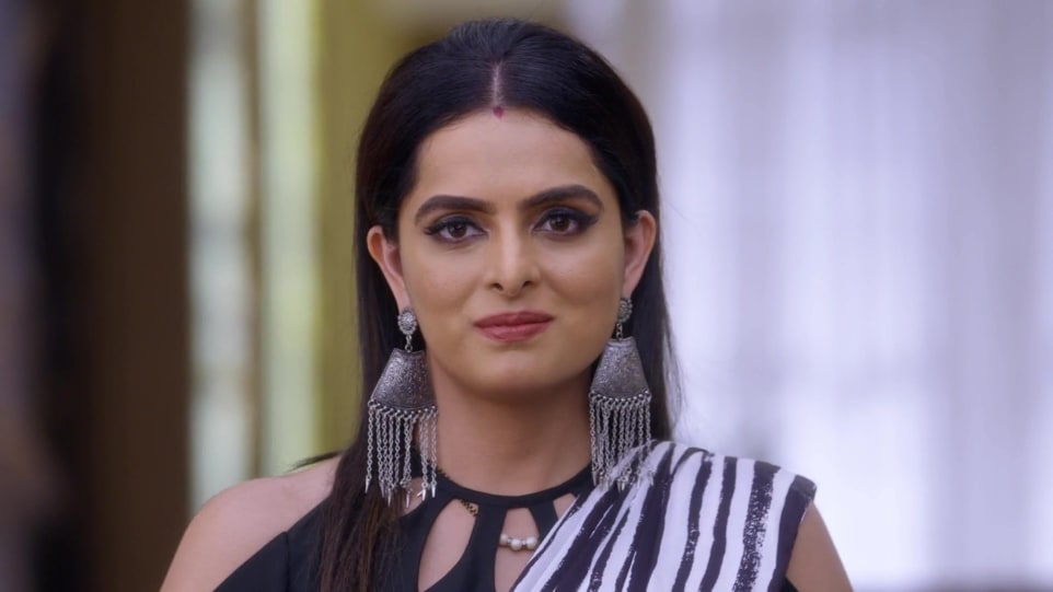Ruhi Chaturvedi Celebrity Style In Kundali Bhagya Episode 615 2019 From Episode 615 Charmboard Latest kundali bhagya karan and preeta romantic new video 2021 kundalibhagya shorts. chura