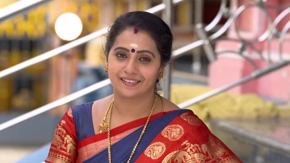 Deepa Nethran Celebrity Style In Nachiyarpuram Episode 107 2019 From Episode 107 Charmboard Deepa nethran valli sandanapandi 1 episode (2018). bangles