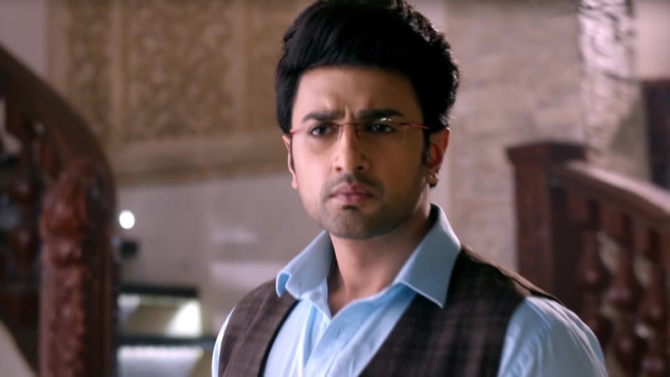 Nishant Malkani Brown Waistcoat and Brown Trouser look, Episode ...