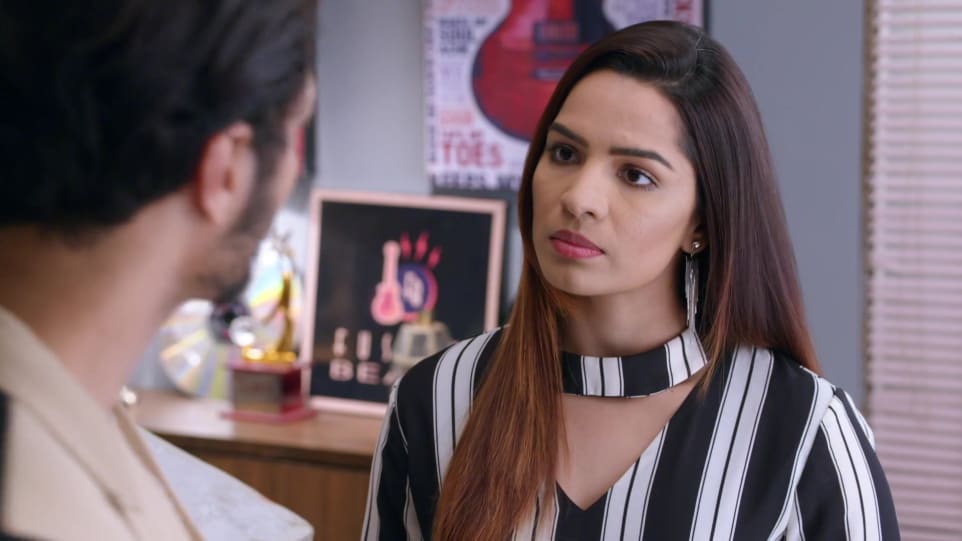 Celebrity Hairstyle Of Shikha Singh From Kumkum Bhagya Episode 1509 2019 Charmboard Aalya singh is an indian actress and model.