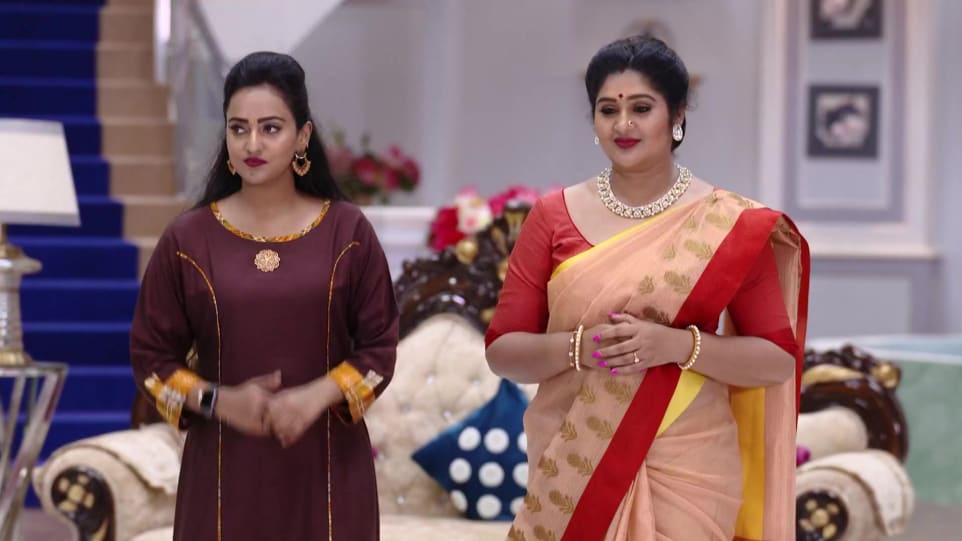 Mamilla Shailaja Priya Celebrity Style In Piriyadha Varam Vendum Episode 110 2019 From Episode 110 Charmboard Piriyadha varam vendum zee tamil serial | piriyadha varam vendum zee tamil serial online piriyadha varam vendum stills. blouse
