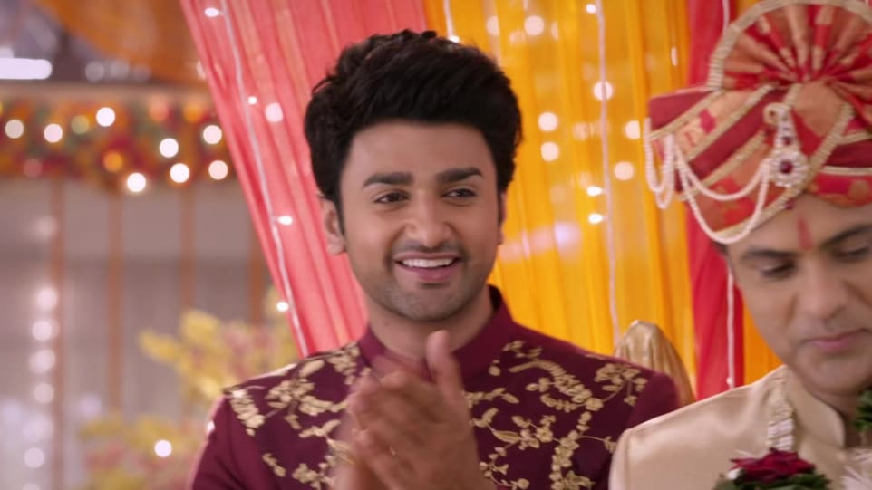 Nishant Malkani in Purple Sherwani Outfit - Celebrity Clothing ...