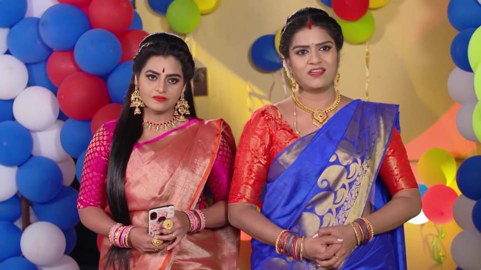 Actors Name Age Wiki Height Birth Place Career Details Muddha Mandaram Episode 1557 2019 Charmboard Eventually we want to become like an emotional bonfire: