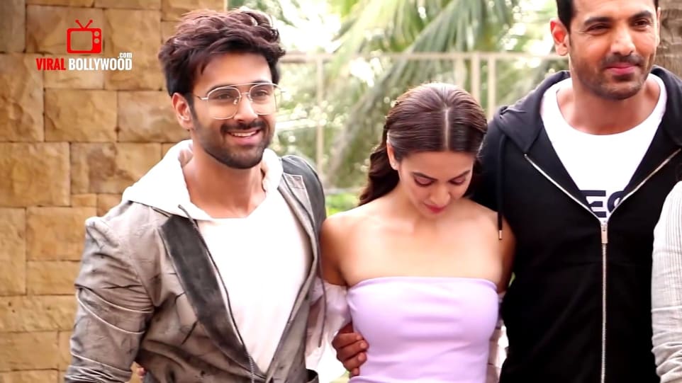 Actors Name Age Wiki Height Birth Place Career Details Interview Viralbollywood 2019 Charmboard I personally don't care much for a patriarchal institution where a man 'owns' his wife & children to protect his private property. interview viralbollywood 2019