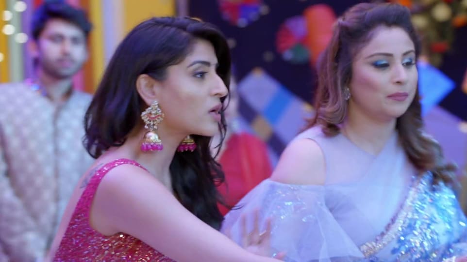 Khyati Keswani Celebrity Style In Kumkum Bhagya Episode 1560 2020 From Episode 1560 Charmboard Drama serial kumkum bhagya 5th march 2021 video watch online. ring