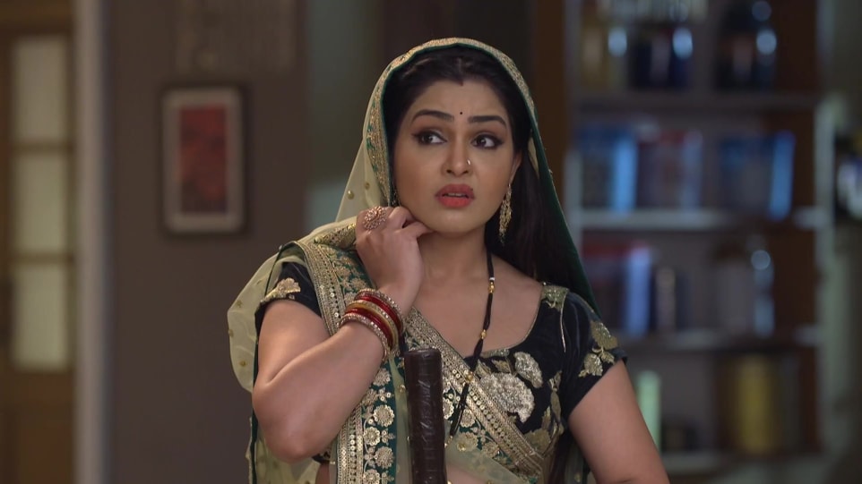 Shubhangi Atre In Black Blouse Outfit Celebrity Clothing Charmboard Dm for paid promotion and collaboration aim 555.0k followers 😘. mangalsutra