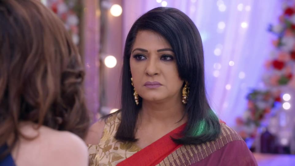 Usha Bachani Celebrity Style In Kundali Bhagya Episode 684 From Episode 684 Charmboard