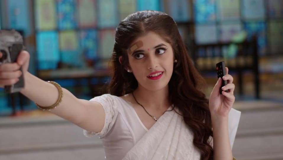 Actors Name Age Wiki Height Birth Place Career Details Hamari Bahu Silk Episode 101 2019 Charmboard Hope this video provides much of important. hamari bahu silk episode 101