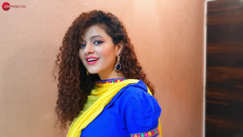 Actors Name Age Wiki Height Birth Place Career Details Ishq Meetha Single 2020 Charmboard She was born on 30 march 1992 in indore, madhya pradesh. charmboard