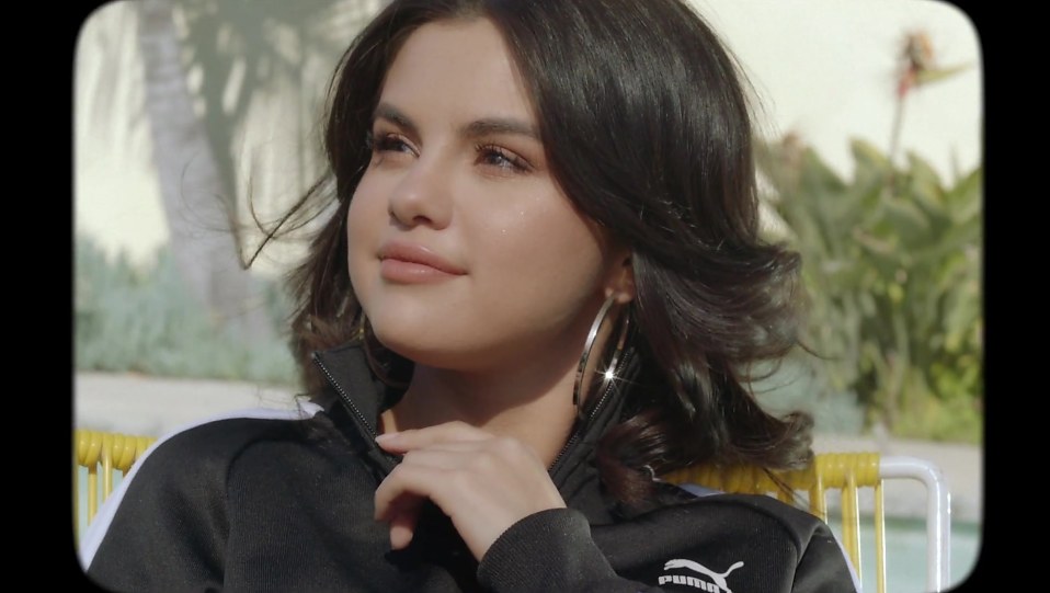 Get Selena Gomez Tousled Wavy Hair Hairstyle In Puma Commercial
