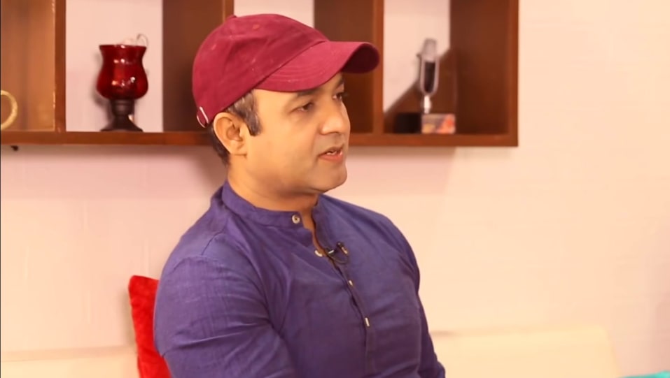 Faridoon Shahryar Jewellery Accessories From Sonu Sood Finally Breaks Silence On Why He Was Forced To Leave Manikarnika Bollywood Hungama 2019 Celebrity Jewellery Charmboard Faridoon shahryar is journalist based in mumbai, india, who believes in credible infotainment. charmboard