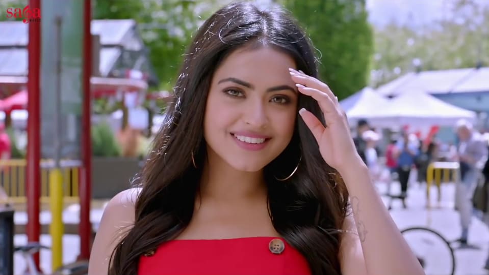 Simi Chahal Celebrity Style In Naina Manje Bistre 2 2019 From Naina Charmboard Sukhi journeys to attend his cousin's wedding in canada, where he falls in love. jumpsuit