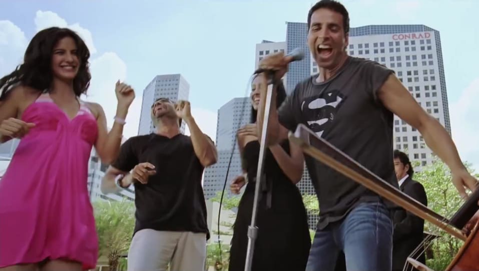 De Dana Dan Baamulaiza 2009 Filming Locations Top Places To Visit In Conrad Centennial Singapore Singapore Rishte naate (full video song) innovazion vibez: charmboard