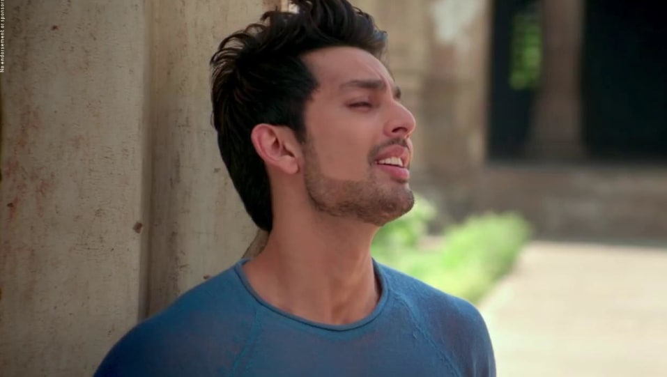 Actors Name Age Wiki Height Birth Place Career Details Shiddat Sweetiee Weds Nri 2017 Charmboard I was quite impressed by the script (of 'sweetiee weds nri') so, it just grabbed me on my very first narration. charmboard