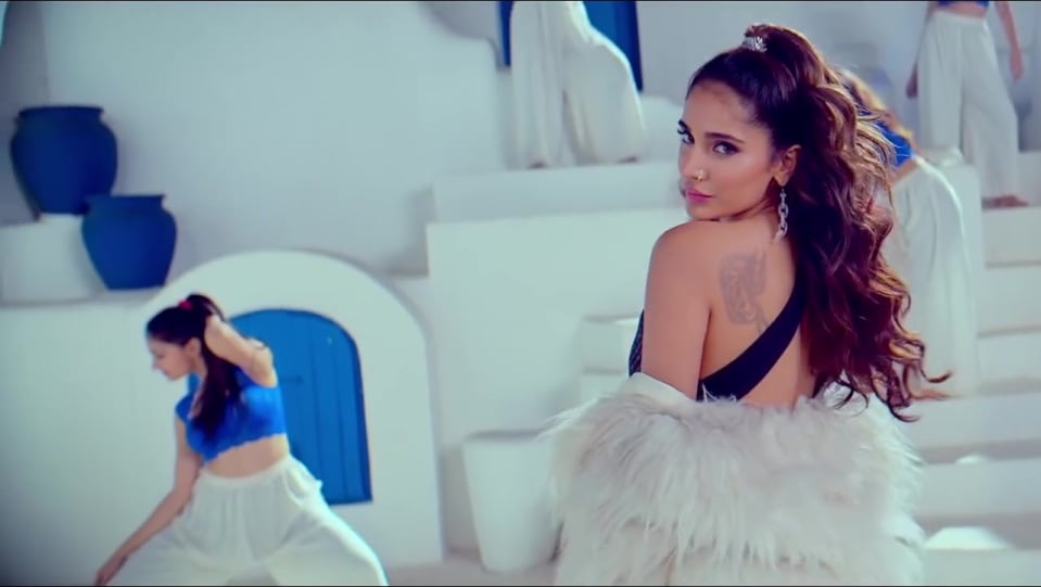 Actors Name Age Wiki Height Birth Place Career Details Coka Single 2019 Charmboard The film is featuring actress sonakshi sinha with actor varun sharma and. coka single 2019 charmboard