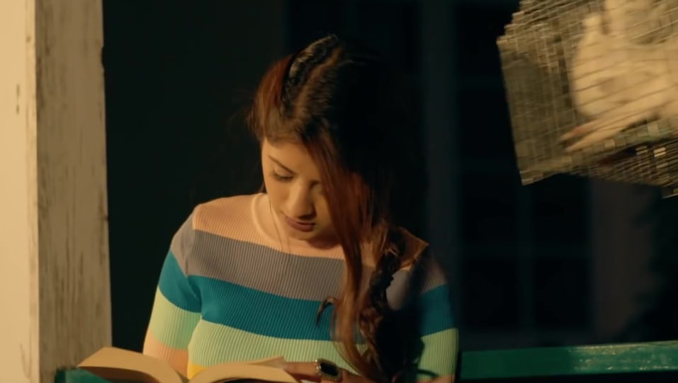 Arishfa Khan In Blue Jeans Outfit Celebrity Clothing Charmboard Na jane kya nazar lagi zamana ki, ab koi wajah hi milti nahi muskurane ki🕊. pullover