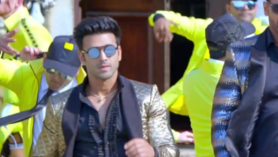 Actors Name Age Wiki Height Birth Place Career Details Thumka Pagalpanti 2019 Charmboard Subscribers, subscribers gained, views per day. charmboard