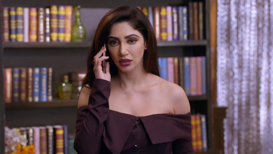 Reyhna Malhotra Celebrity Style In Kumkum Bhagya Episode 1676 2020 From Episode 1676 Charmboard Reyhna malhotra juicy doodhwali in sharee. ring