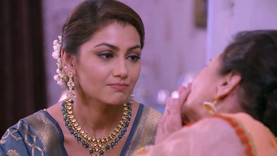 Sriti Jha Red Lehenga And Red Salwar And Dupatta Look Episode 918