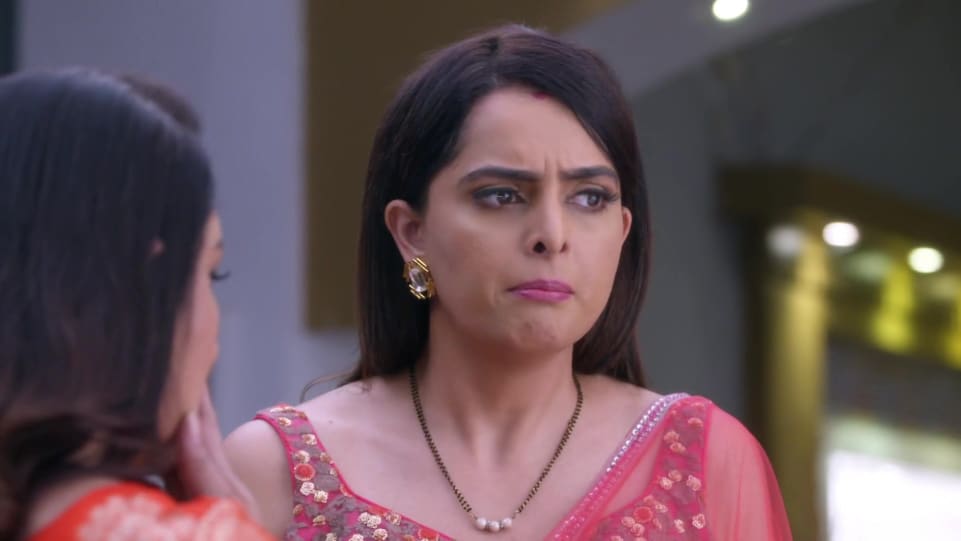 Ruhi Chaturvedi Celebrity Style In Kundali Bhagya Episode 636 2019 From Episode 636 Charmboard Sherlyn assumes that mahira must be romancing karan while she gets shocked to see karan and preeta's romance. mangalsutra