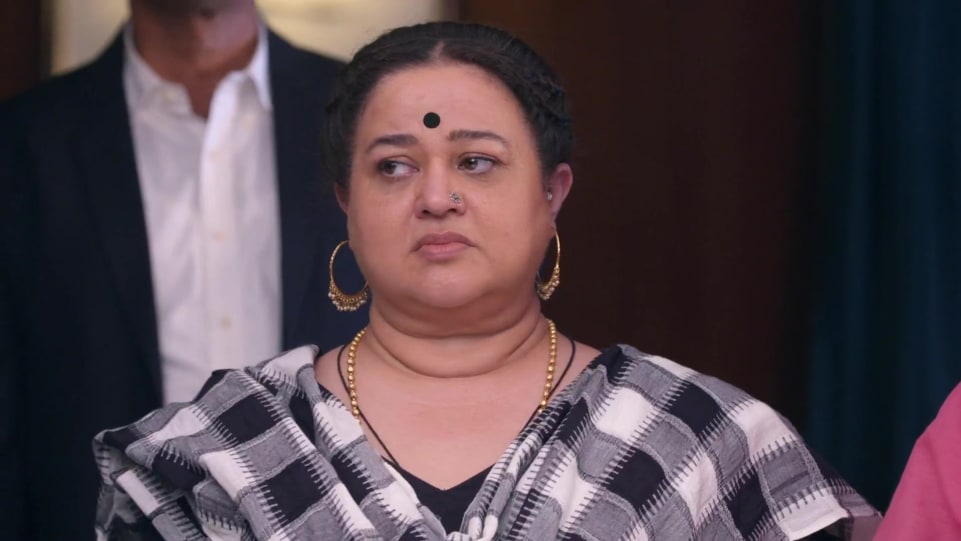 Supriya Shukla In Black Dupatta Outfit Celebrity Clothing Charmboard Twist of fate daily updates.