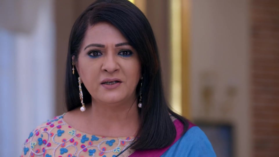 Usha Bachani Celebrity Style In Kundali Bhagya Episode 650 2019 From Episode 650 Charmboard The upcoming episode of zee tv serial kundali bhagya will showcase a shocking twist. charmboard