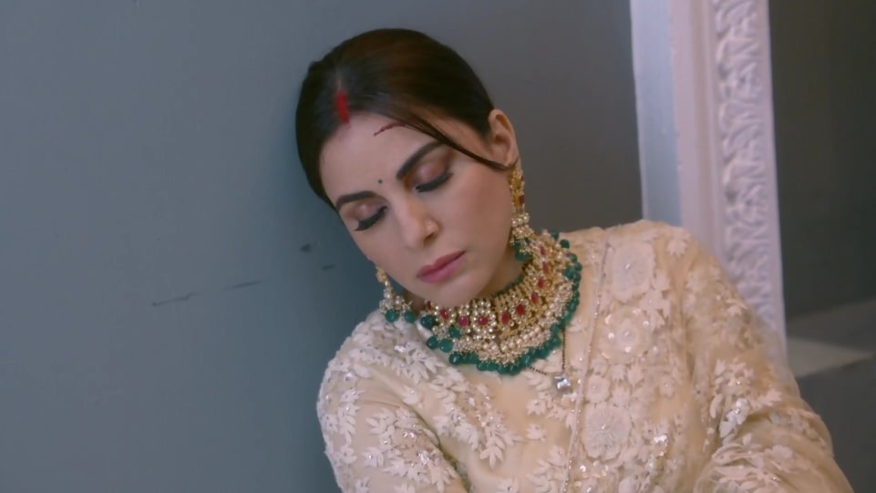 Shraddha Arya Celebrity Style In Kundali Bhagya Episode 788 2020 From Episode 788 Charmboard Looking for the best credit cards in india for 2020 to suit your needs? ring