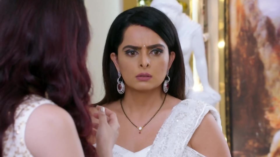 Ruhi Chaturvedi Celebrity Style In Kundali Bhagya Episode 789 2020 From Episode 789 Charmboard Sherlyn gets into a heated argument with sarla. blouse