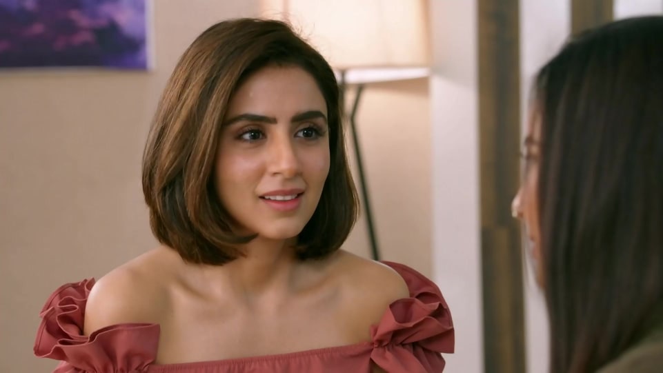 Swati Kapoor Celebrity Style In Kundali Bhagya Episode 823 2020 From Episode 823 Charmboard The name mahira khan needs no introduction! tops