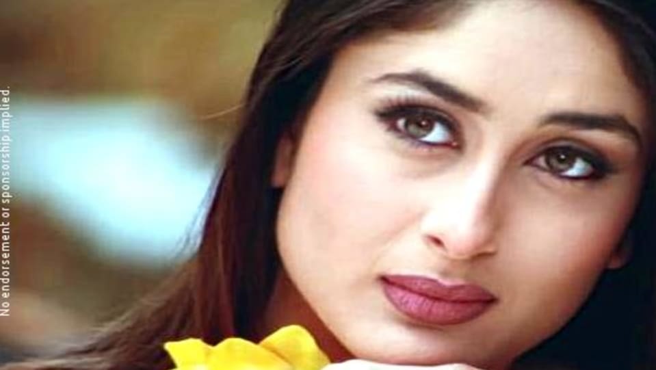 Kareena Kapoor Khan Celebrity Style In Deewana Hai Dekho Kabhi Khushi Kabhie Gham 2001 From Deewana Hai Dekho Charmboard Jhoom chiki chiki jhoom tum bolo hai woh kaun jo baar. tops
