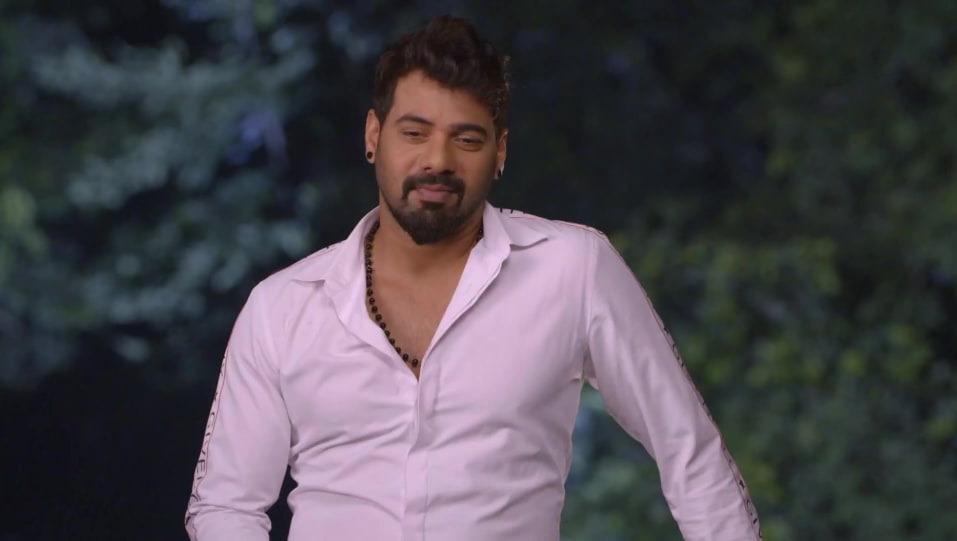 Shabbir Ahluwalia Celebrity Style In Iniya Iru Malargal Episode 885 2019 From Episode 885 Charmboard Colors serial iru malargal songs iru malargal pictre iru malargal movie iru malargal serial love pic iru malargal abi images iniya iru malargal kavithai iniya iru malargal thanu iru malargal serial pragya history eniya eru malargal hero images inya iru malargal serial photos mrunal thakur iru. casualshirts